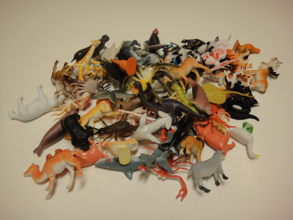 Little Plastic Animals (don’t eat much) - Activity Tailor